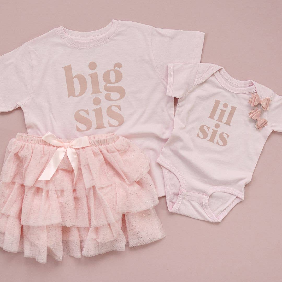 Lil Sis Short Sleeve Bodysuit