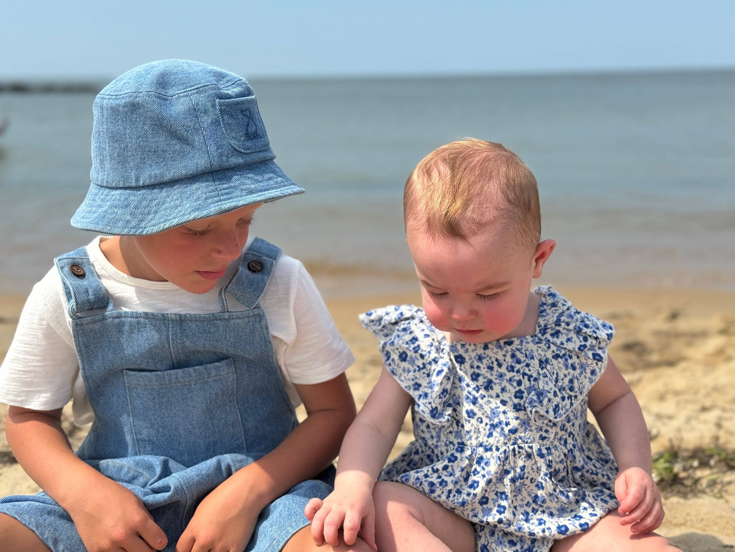 Chloe Bubble in Blue Meadow