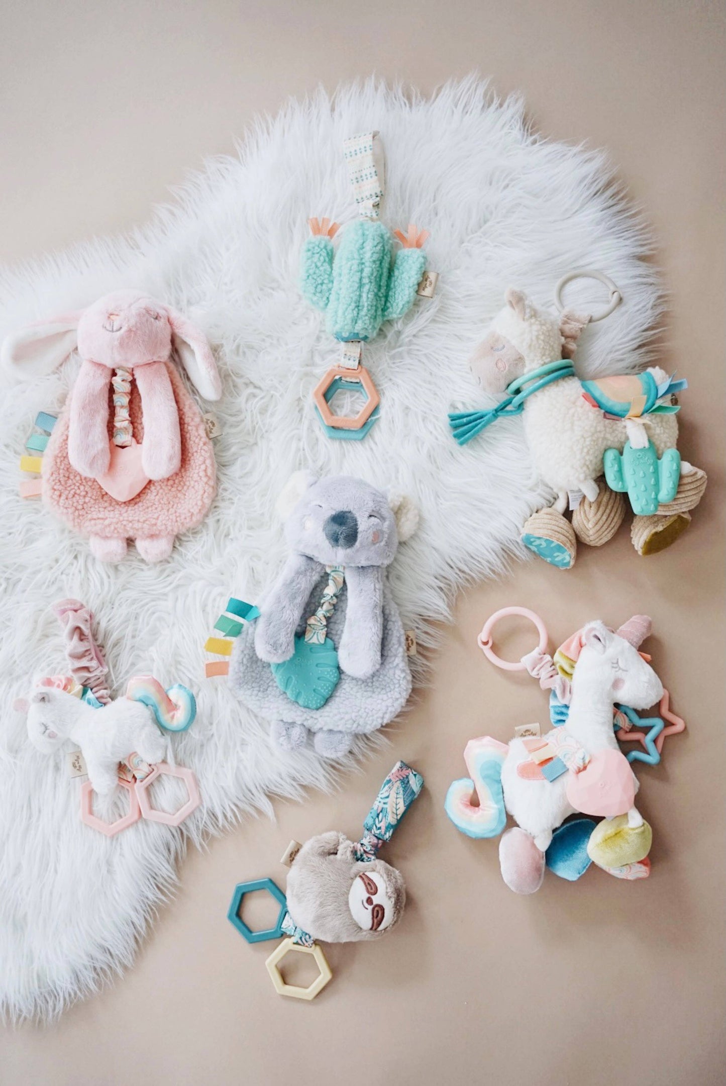 Itzy Friends Link & Love Activity Plush with Teether Toy