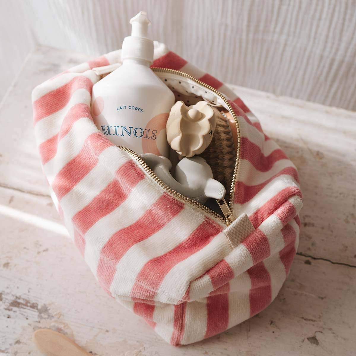 TOILETRY BAG VIC - TERRY STRAWBERRY