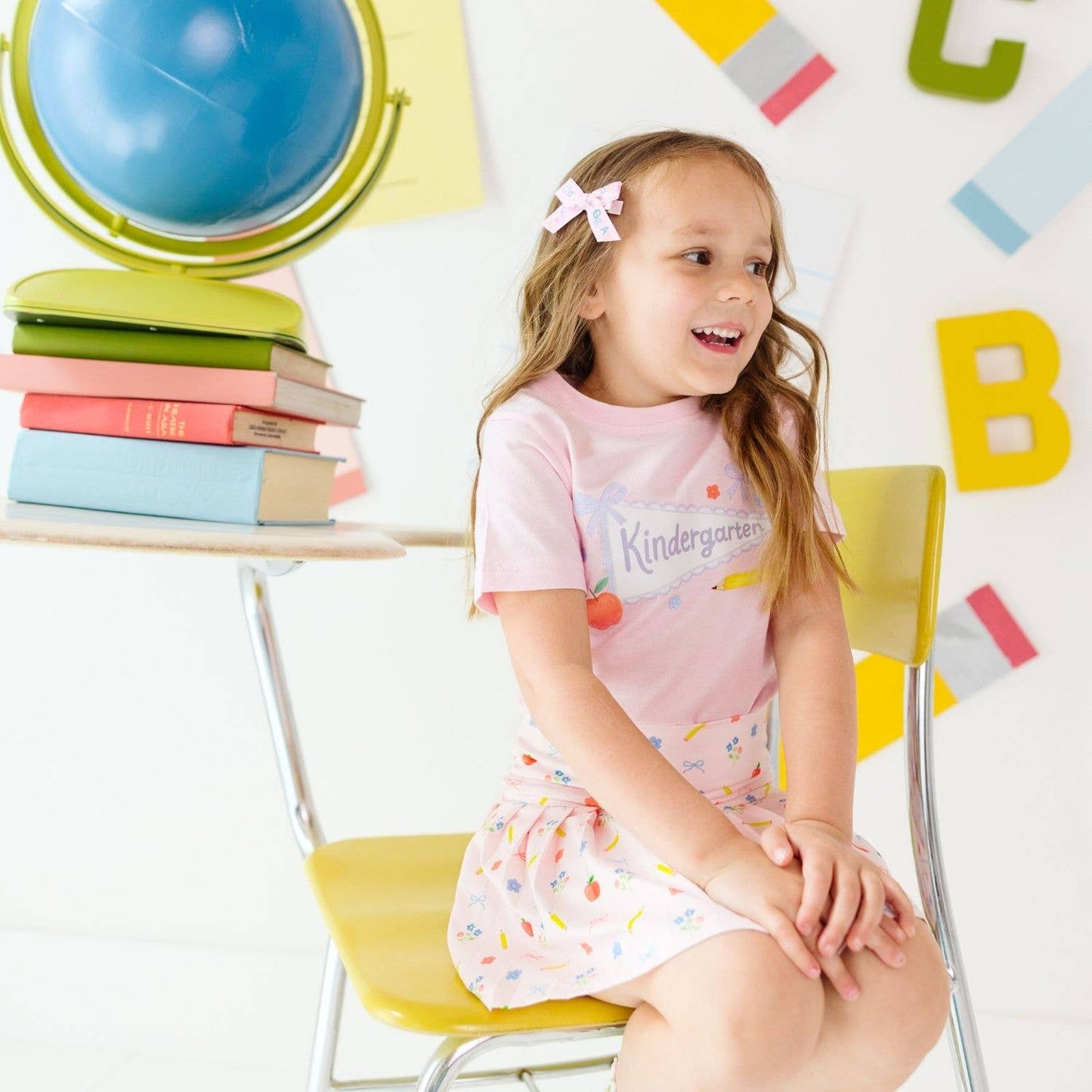 Kindergarten Bow Pennant Short Sleeve T-Shirt Back To School