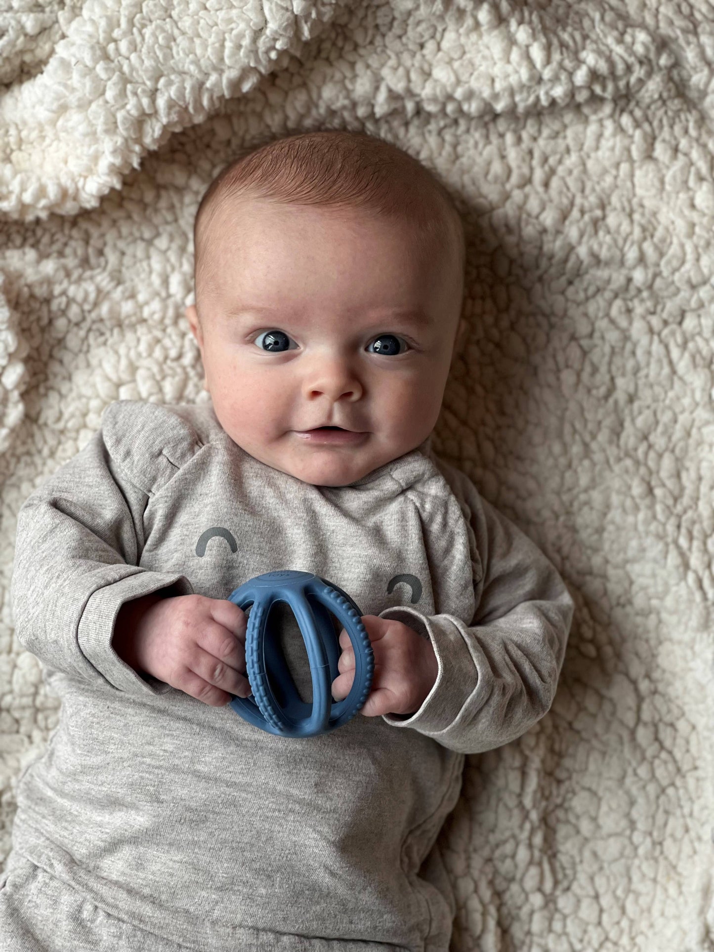 Silicone Teething Ball for Babies/Fidget Toy for Kids