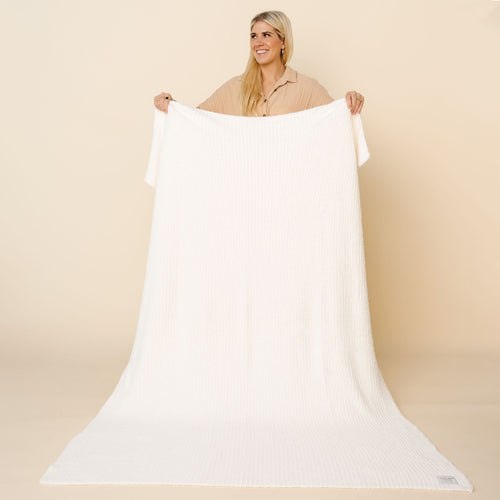 Chenille Blanket - White - Adult/Throw (50x70 inches)